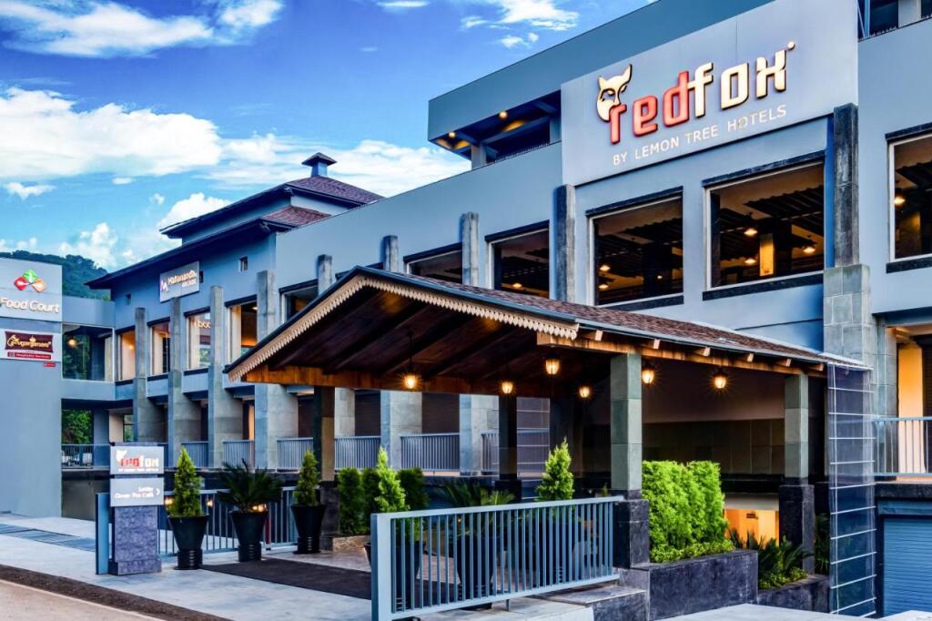 Red Fox by Lemon Tree Hotels